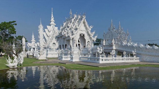 Kuil Putih Wat Rong Khun, Thailand (Wikimedia Commons)