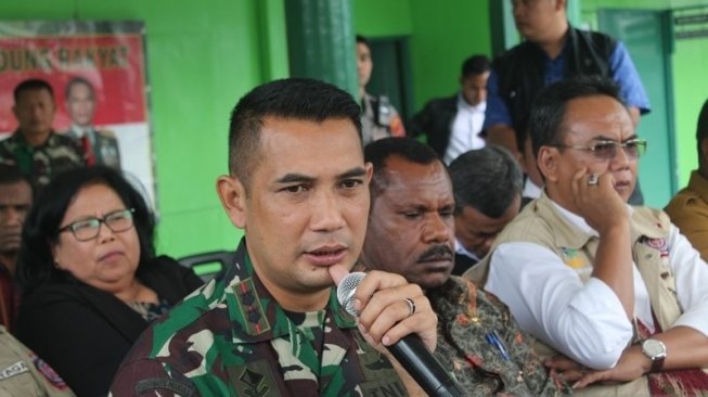 Evakuasi Penambang Emas Ilegal yang Lolos dari Maut, TNI Kirim Helikopter