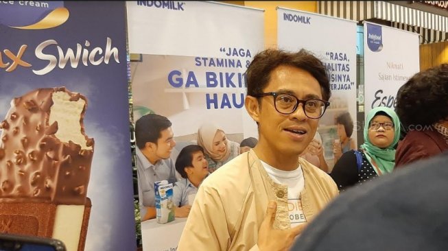 Riri Riza Ajak Penonton Bebas Untuk Reuni di Bioskop