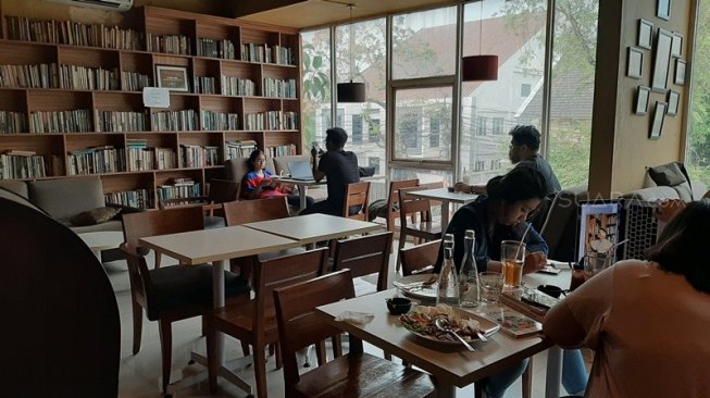 The Reading Room, Kafe Favorit Pecinta Buku [Suara.com/Dini]