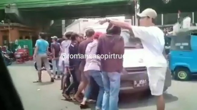 Ngeri, Begini Aksi Pungli di Pasar Tanah Abang yang Meresahkan Sopir Truk