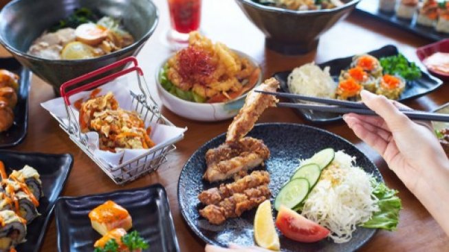 Mengandung Banyak Nutrisi, Berikut Rekomendasi Sushi dari Ahli Gizi!