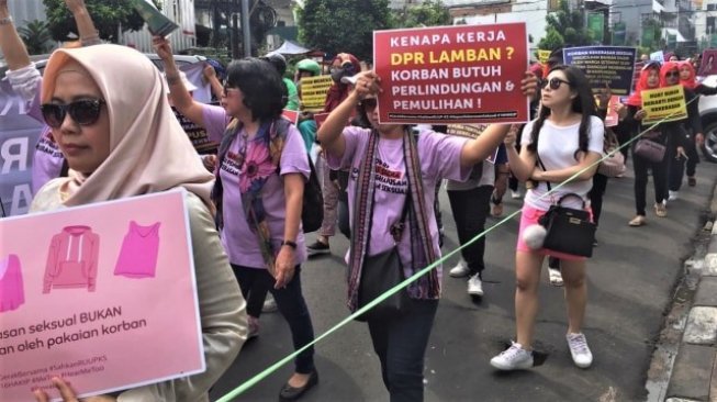  Indonesia Darurat Kekerasan Seksual KMSAKS Sulut RUU P 