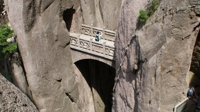 Buxian Bridge di Gunung Huangshan China (Wikimedia Commons Marek)