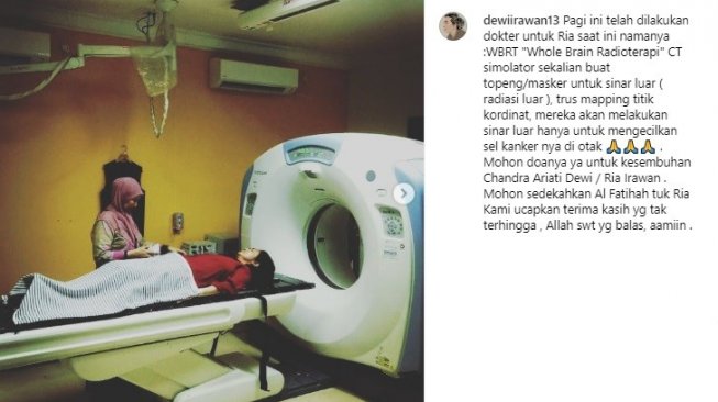 Ria Irawan sedang menjalani pengobatan kanker (Instagram/@dewiirawan13)