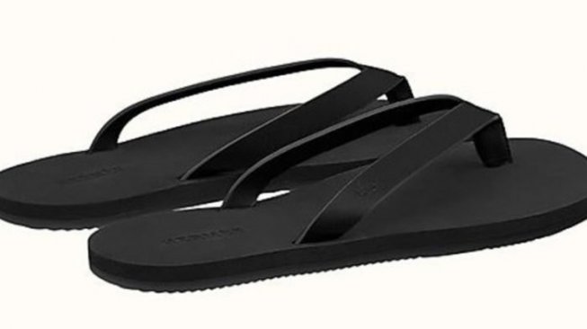 Hermes Rilis Sandal Jepit Rp 6 Juta, Apa Sih Kelebihannya?