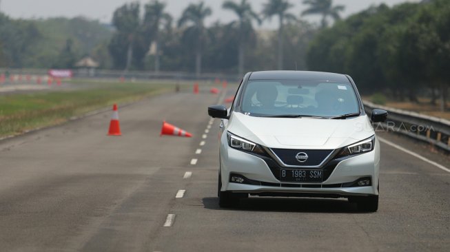Nissan Leaf Kena Recall Karena Masalah Transmisi