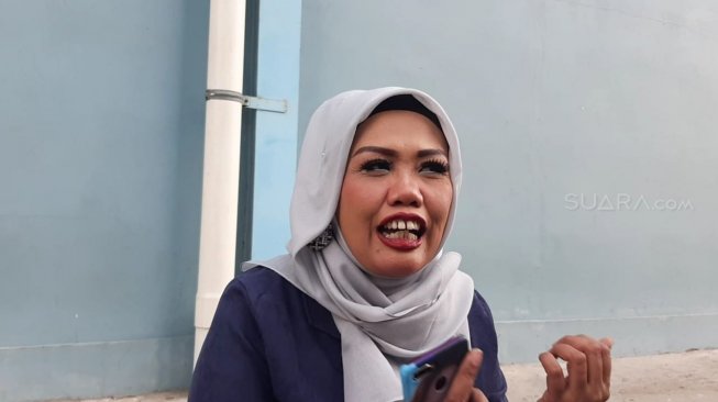 Usai Potong Gigi, Elly Sugigi Sekarang Bisa Mingkem