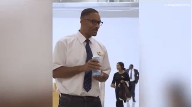 Will Smith menyamar jadi sales air mineral (youtube.com/Cruzer Filmes)