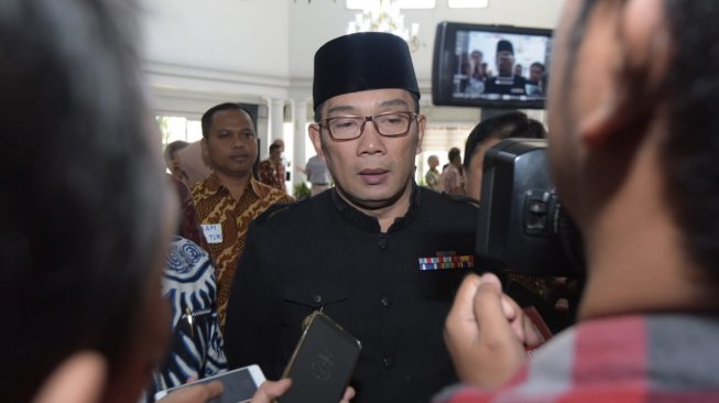 Ridwan Kamil Imbau Warga Pasang Bendera Setengah Tiang untuk BJ Habibie