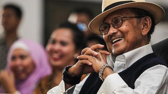 Mendiang BJ Habibie (instagram @b.jhabibie)