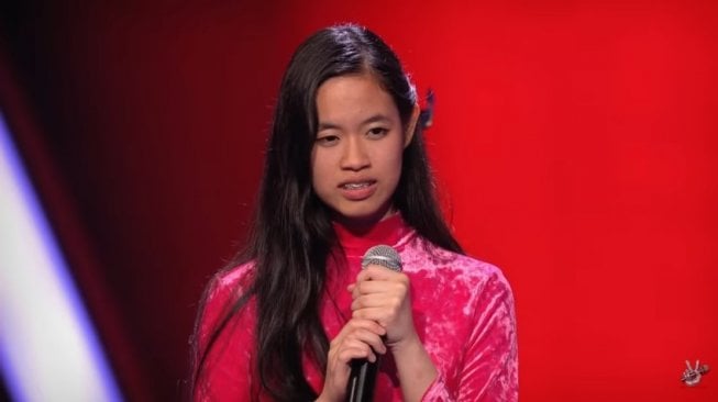 Claudia Emmanuela Santoso di ajang The Voice Germany 2019. [YouTube The Voice of Germany]