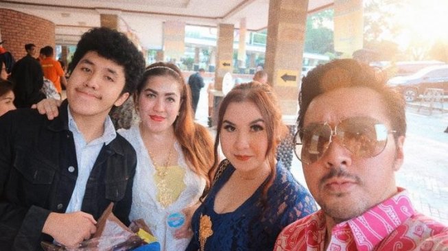 5 Potret Audrey Davis, Putri Cantik David Naif yang Memikat