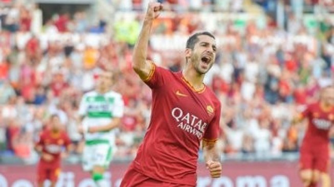 Dilepas Arsenal, Henrikh Mkhitaryan Gabung AS Roma Secara Permanen