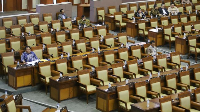 Suasana Rapat Paripurna Pengesahan RUU KPK di Kompleks Parlemen, Senayan, Jakarta, Selasa (17/9). [Suara.com/Arya Manggala]