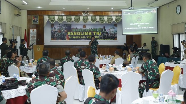 Panglima TNI :  Hentikan Kebakaran Hutan dan Lahan adalah Ibadah