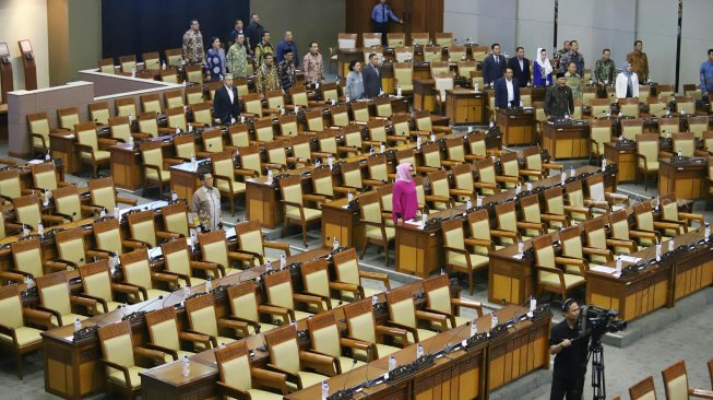 Cuma 80 Anggota DPR yang Bersidang, Keabsahan UU KPK Baru Dipertanyakan