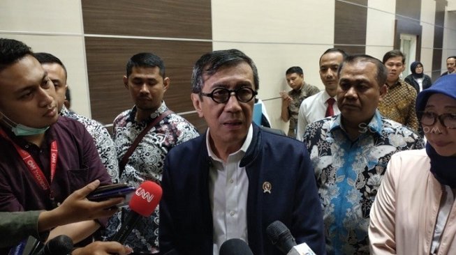 Istri Akui Harun Masiku di Jakarta Saat OTT, Jansen Sindir Telak Menkumham