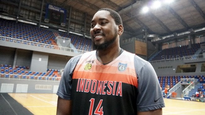 Mental Kurang Stabil, Denzel Bowles Dicoret dari Timnas Basket Indonesia