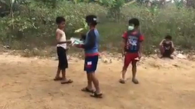 Viral Video Bocah Riau: Wahai Penguasa Kami Butuh Udara Segar, Bukan Racun