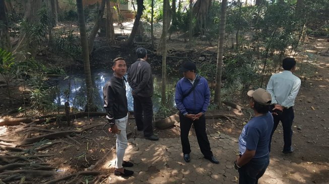 Pesta Miras Oplosan di Tempat Keramat, Tiga Warga Tewas