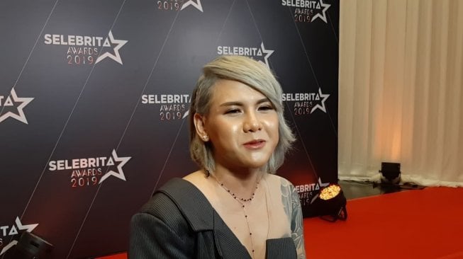 Hadiri Acara yang Sama, Evelin Ingin Pulang saat Tahu Ada Aming