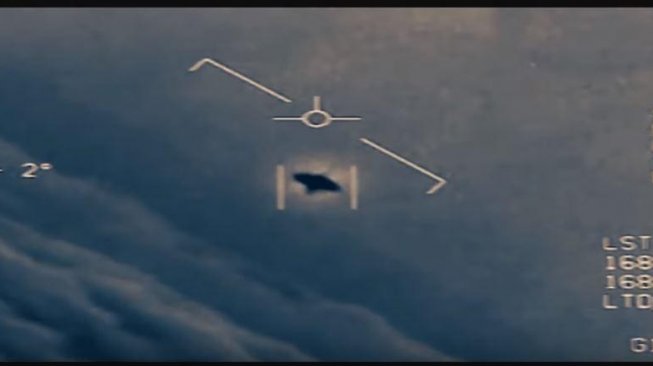 Ilustrasi UFO yang terlihat di radar pesawat jet tempur. (YouTube/ History)