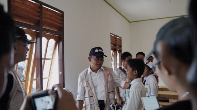 Puncak Bakti Nusantara, Resmikan SMPN 3 Satu Atap di Natuna