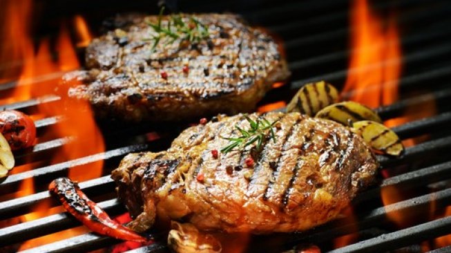 Rencanakan Barbeque Tahun Baru, 5 Tips Mengolahnya Tetap Sehat