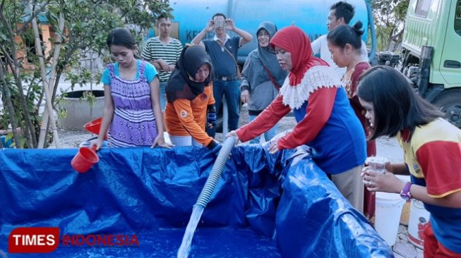 Alumni SMPN 4 Sragen Kirim Air Bersih ke Jenar