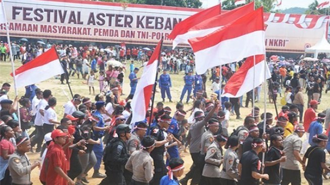 Merajut Kebersamaan Dalam Festival Aster Kebangsaan