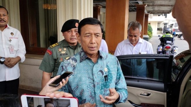 Dua Mahasiswa Tewas saat Aksi, Komisi III DPR Minta Jokowi Copot Wiranto