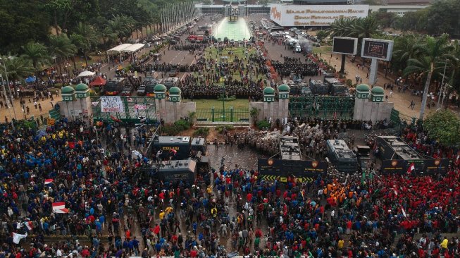 Jokowi Panggil Menristek ke Istana soal Demo Mahasiswa dan Anak STM Rusuh