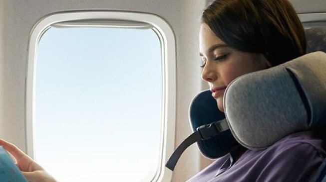 Ilustrasi bantal leher. (Instagram/@commonjourney)