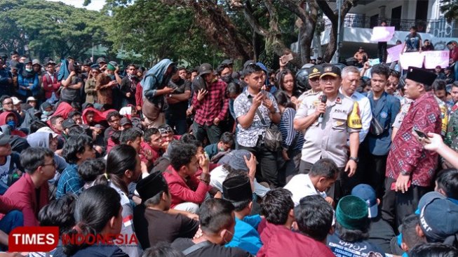 Demo Ricuh di Malang, Wakapolda Jatim: Saya Yakin Mahasiswa Malang Dewasa