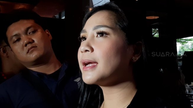 Gosip Raffi Ahmad Selingkuh dengan Nita Gunawan, Nagita Slavina: Hanya Allah yang Tahu