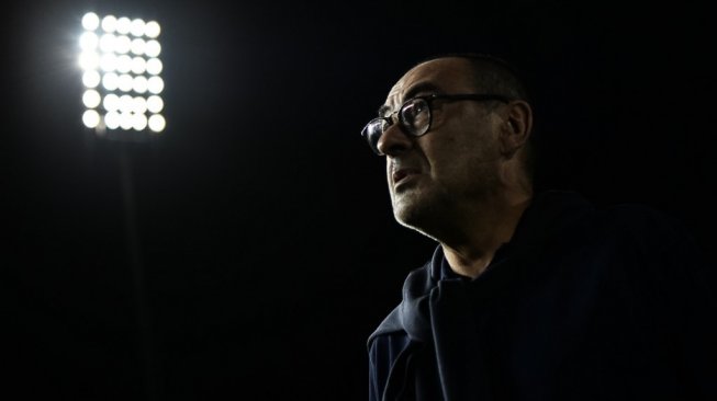 Pelatih Juventus, Maurizio Sarri dalam laga Liga Italia 2019/2020 kontra Brescia di Stadio Mario Rigamonti, Brescia, Italia, Rabu (25/9/2019) dini hari WIB. [Marco BERTORELLO / AFP]