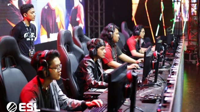 10 Pemain Dota 2 Paling Berpengaruh di ESL Indonesia Championship Season 2