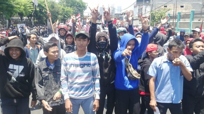Ratusan Anak STM Ditangkap saat Mau Demo ke Jakarta