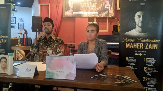 Penyelenggara konser Maher Zain CEO PT Langit Biru, Maharaya Adep Husni memberikan keterangan saat jumpa pers, Kamis (26/9/2019). [Arif Purnomo/Suara.com]