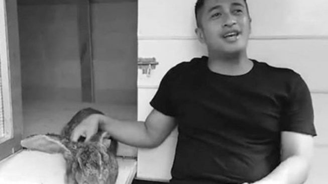 Buat Makanan Hewan Kesayangan, Irfan Hakim Rela Habiskan Rp 20 Jutaan Lho!