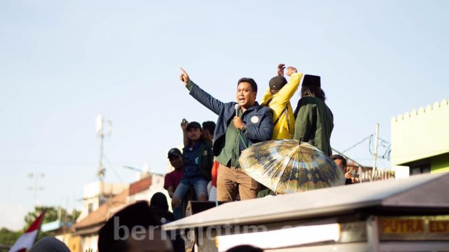 BEM SI Tolak Temui Presiden Jokowi, BEM Unair Siap Berdialog