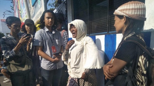 Seorang Pemulung di Yogyakarta Berikan dukungan Aksi Gejayan Memanggil 2