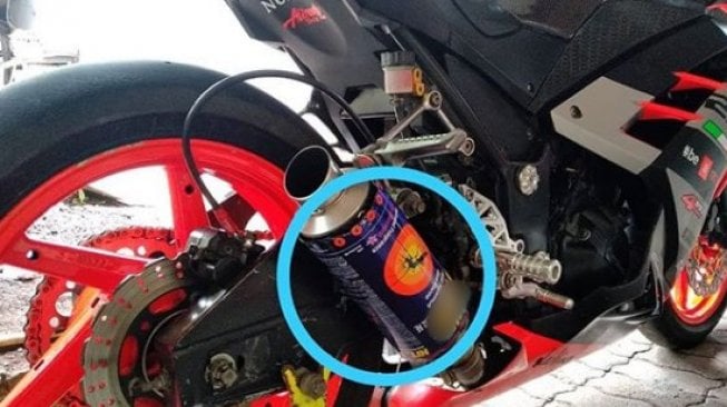 Knalpot dengan kaleng obat nyamuk. (Instagram/@arcspeedshopjakarta)