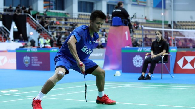 Pebulutangkis tunggal putra Christian Adinata membuka kemenangan Tim Indonesia atas Finlandia di laga kedua Grup A1 Kejuaraan Dunia Junior Bulutangkis 2019, Selasa (1/10). Indonesia menang 5-0. [Humas PBSI]