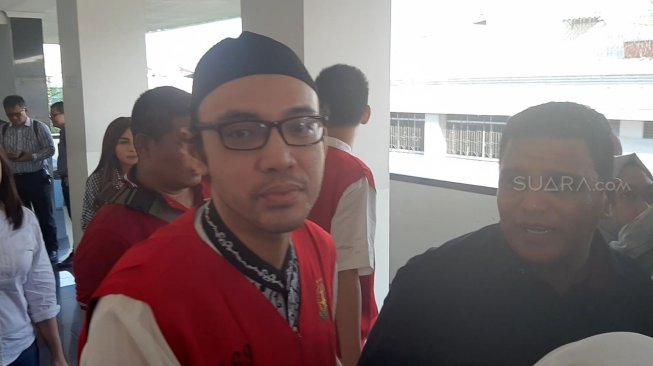 Sandy Tumiwa Dituntut 6 Tahun Bui, Keluarga Berharap Vonis Bebas