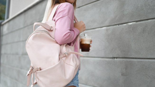 6 Brand Tas Ransel Lokal Super Kece dan Awet, Cocok untuk Kuliah dan Kerja