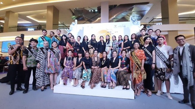 Hari Batik  Nasional Merayakan Budaya  Batik  Sebagai 