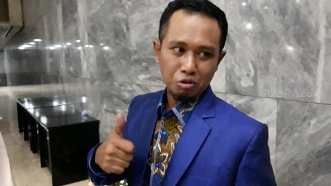 Sibuk di DPR, Lora Fadil Bakal Sambangi 3 Istrinya Seminggu Sekali di Dapil