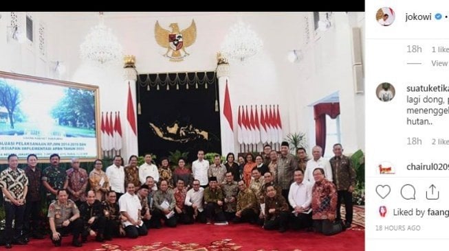 Presiden Jokowi dan Menteri Kabinet Kerja. (@jokowi/instagram)